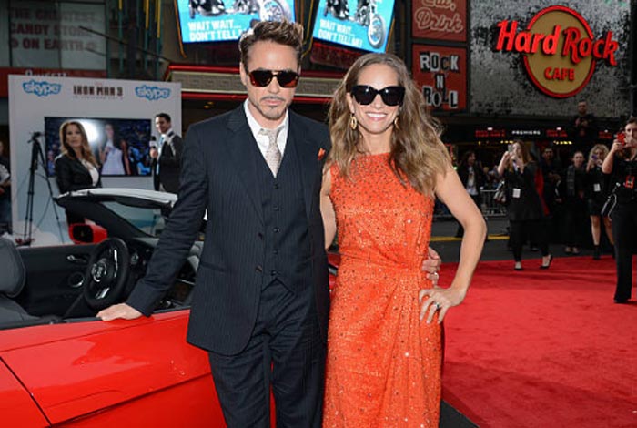 Susan Downey and her husband Robert Downey Jr. in the premiere of Iron man 3.